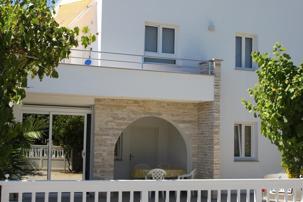 Apartments Ante Vir Exterior photo